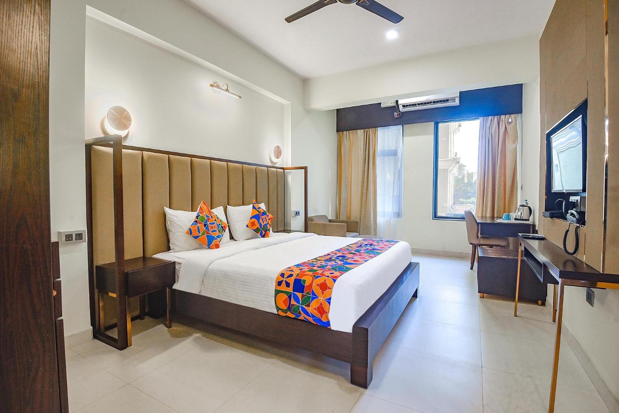 Fabhotel Prime Infantaria Comfort - 200M From Calangute Beach Exteriör bild