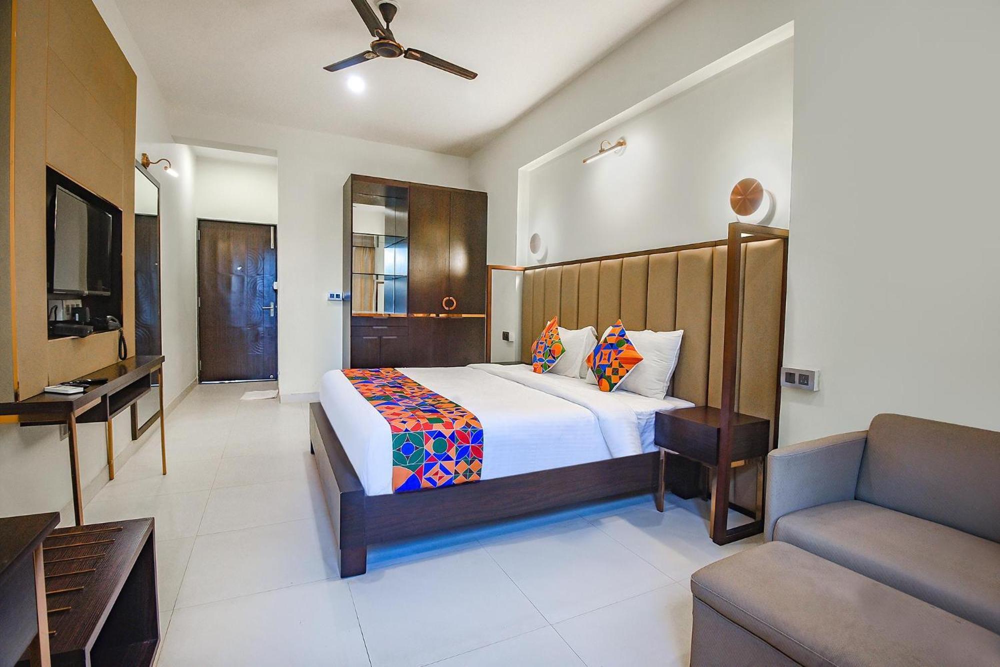 Fabhotel Prime Infantaria Comfort - 200M From Calangute Beach Exteriör bild