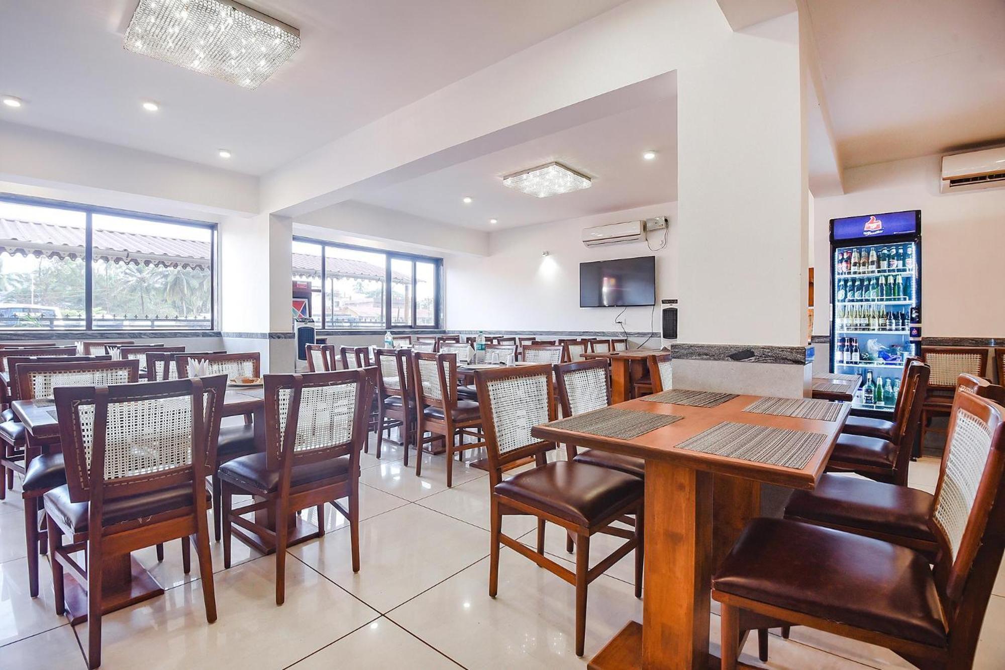 Fabhotel Prime Infantaria Comfort - 200M From Calangute Beach Exteriör bild